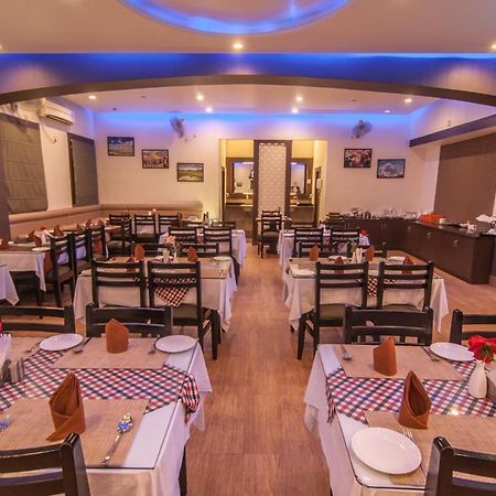 Hotel Jyoti Forbesganj Bagian luar foto