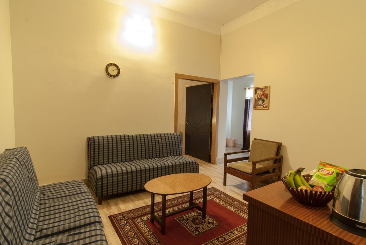 Hotel Jyoti Forbesganj Bagian luar foto