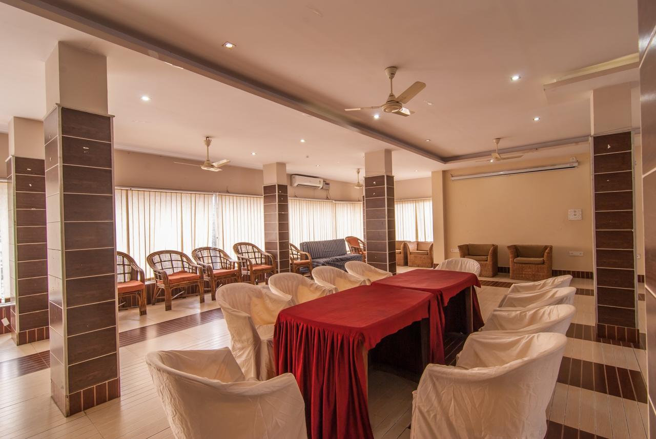 Hotel Jyoti Forbesganj Bagian luar foto